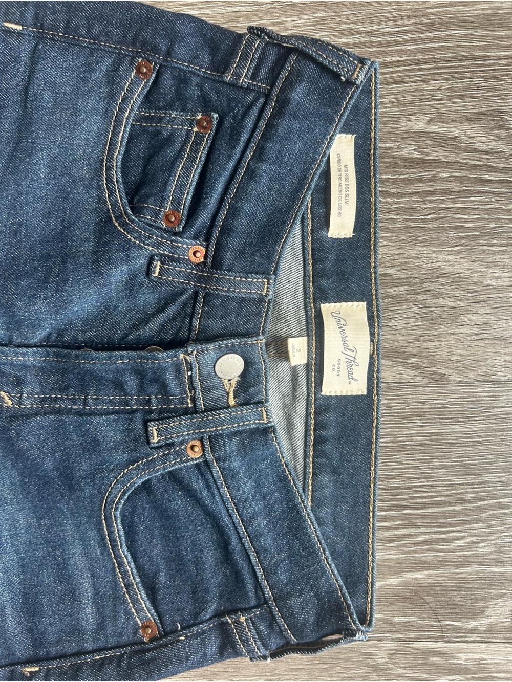 Universal Thread Jeans - Picture 2 of 4